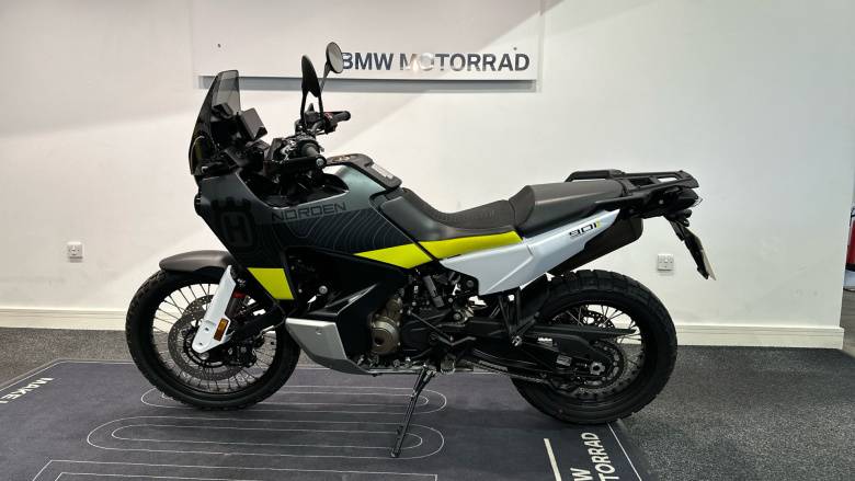 Husqvarna Norden 901 (24MY)